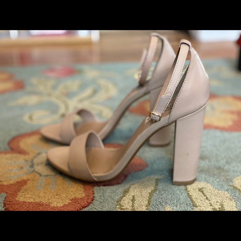 Steve Madden Carrson heels
